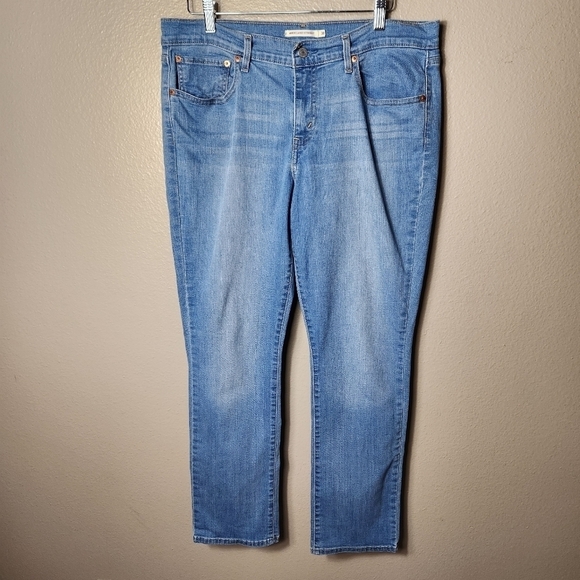 Levi's Womens 414 Relaxed Straight Light Wash Jeans-Size 31 - Picture 1 of 8